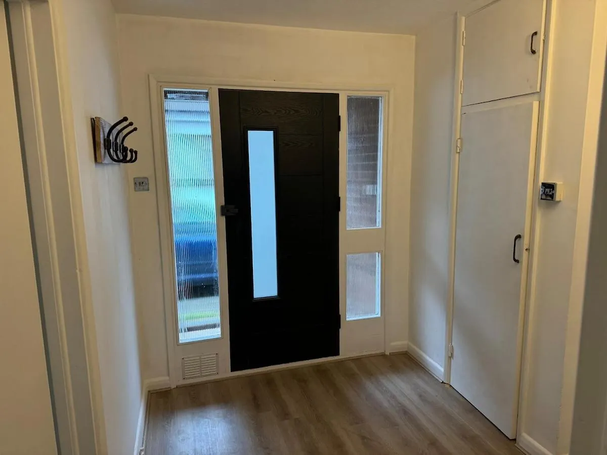 Spacious House - Thorpe Park Staines-upon-Thames